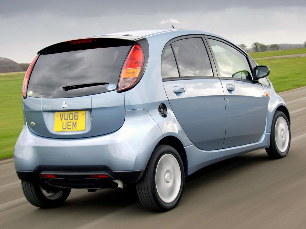 Mitsubishi i technische daten und verbrauch